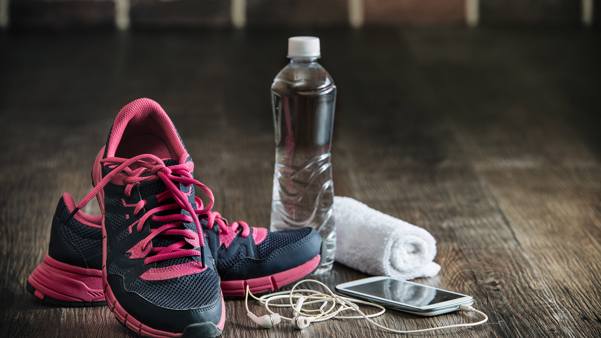 Fitness Running Sports Equipment, Sneakers Water Phone Music Tow